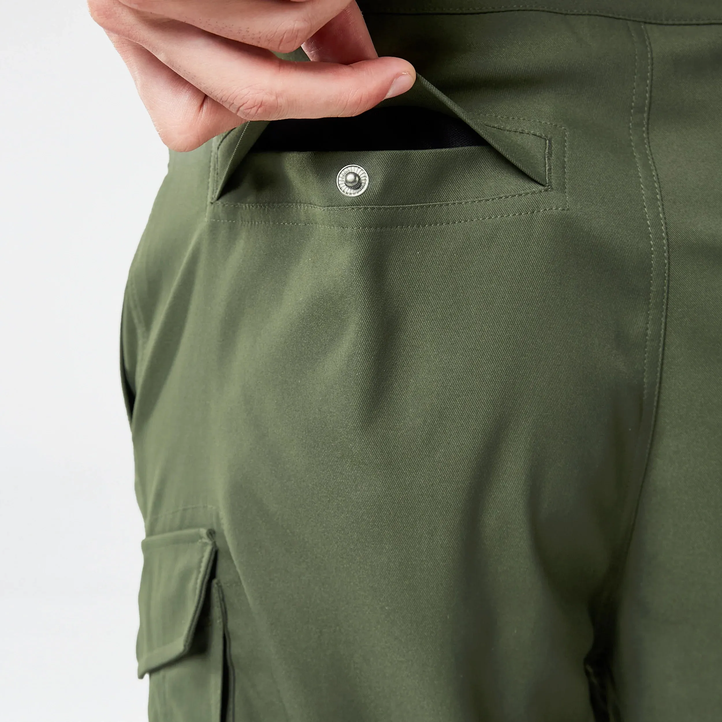 Code Utility Cargo Shorts - Kombu Green