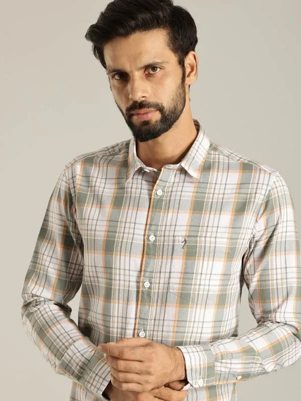 Men Checked Full Sleeve Cotton Shirt